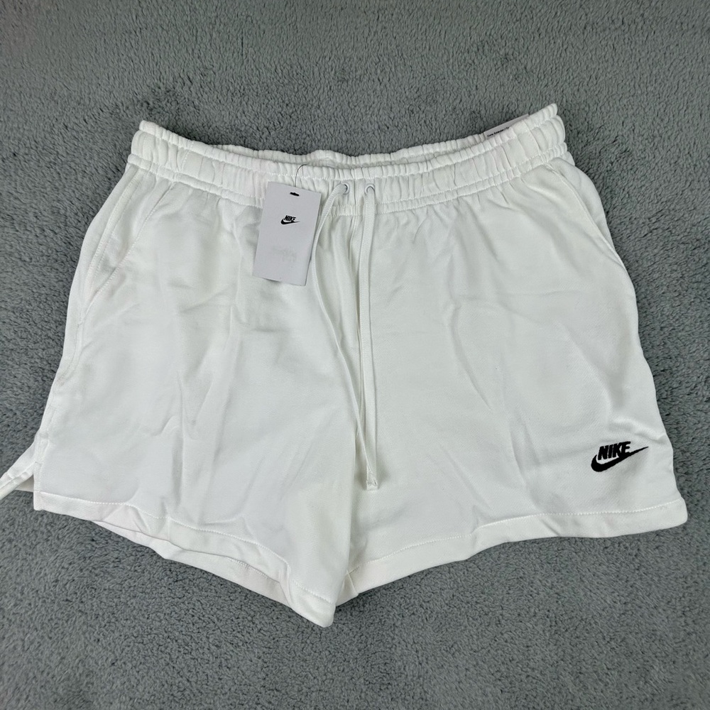 NWT Nike Men's Club French Terry Flow White Sweat Shorts Size XXL DX0731-100